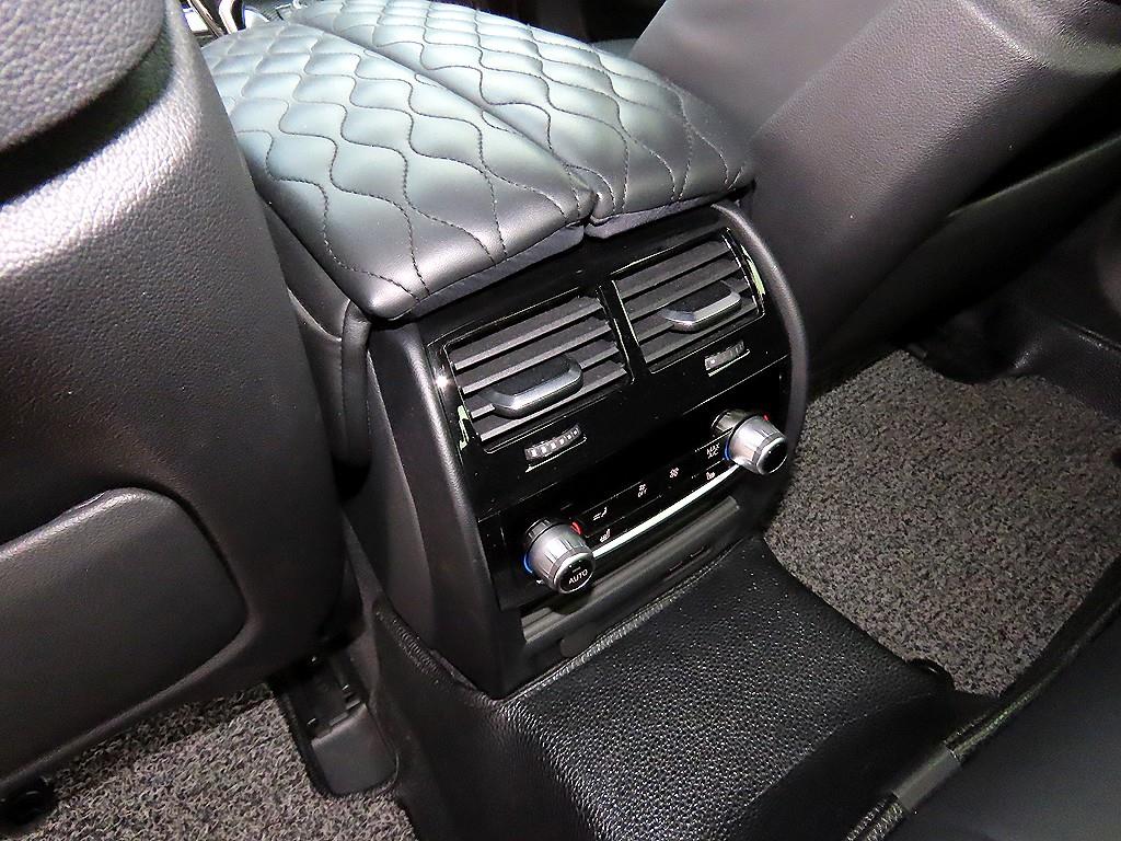 BMW 5시리즈(7세대) 530i M 스포츠팩 - 이미지 3