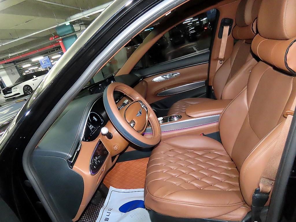 제네시스 GV70 2.5T AWD 기본형 - 이미지 14