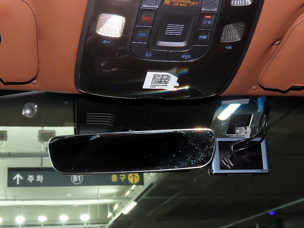 제네시스 GV70 2.5T AWD 기본형 - 이미지 8