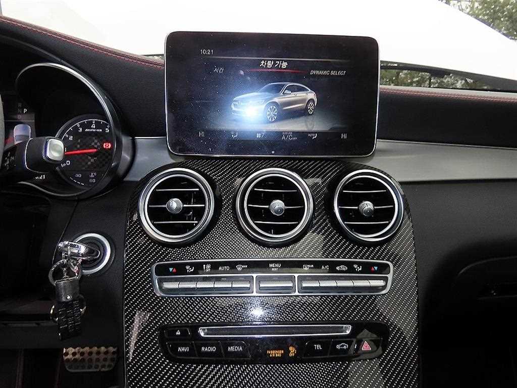 벤츠 GLC클래스 GLC 43 AMG 4매틱 쿠페 - 이미지 9