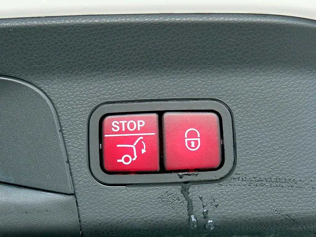 벤츠 GLC클래스 GLC 43 AMG 4매틱 쿠페 - 이미지 14