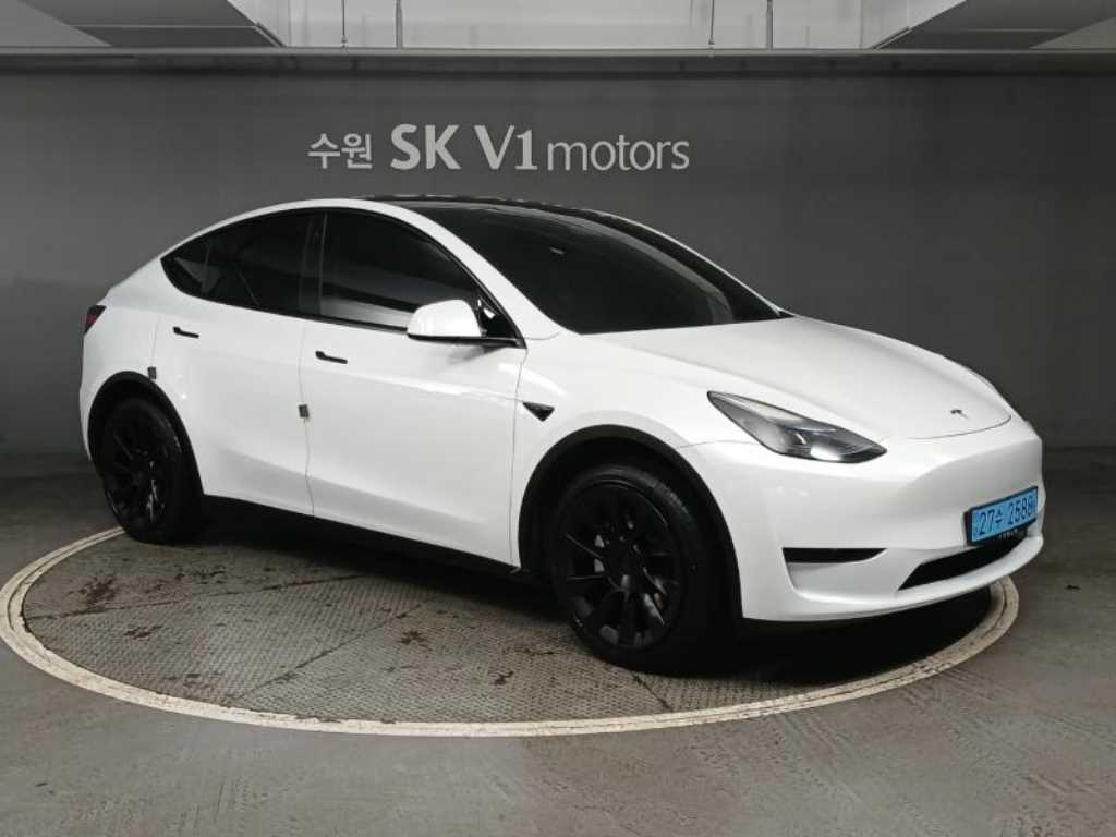 테슬라 모델 Y RWD - 이미지 12
