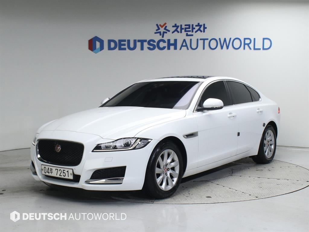 재규어 XF(2세대) 2.0 25t 프레스티지 - 이미지 18