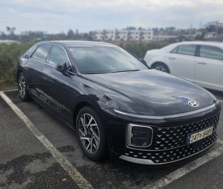 현대 디 올뉴그랜저 하이브리드 1.6 하이브리드 익스클루시브 - 이미지 2