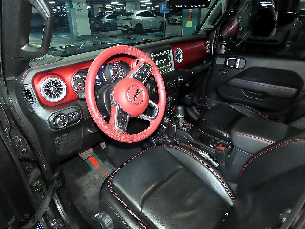 지프 랭글러(JL) 2.0 루비콘 4DR 파워탑 - 이미지 18