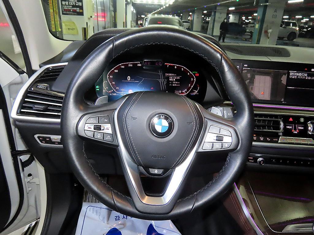 BMW X5(4세대) 40i xDrive x라인 - 이미지 17