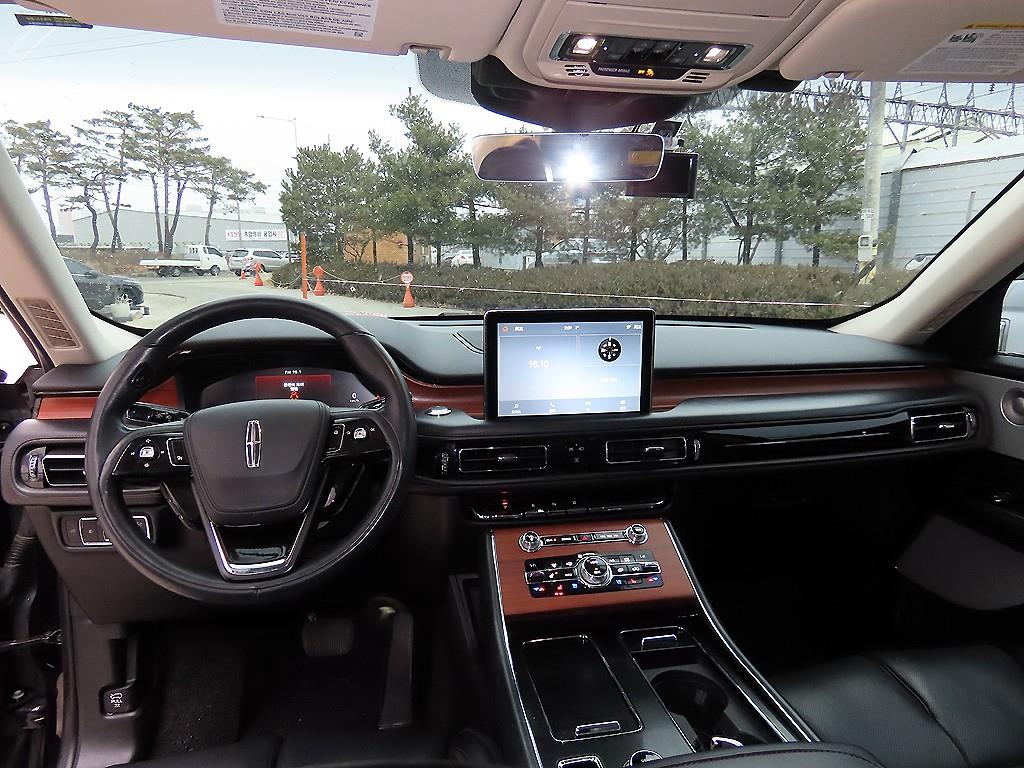 링컨 에비에이터(2세대) 3.0 V6 AWD 리저브 - 이미지 3