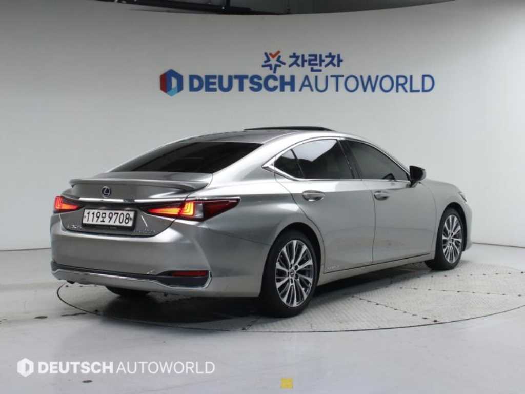 렉서스 ES(7세대) 300h 럭셔리 - 이미지 15