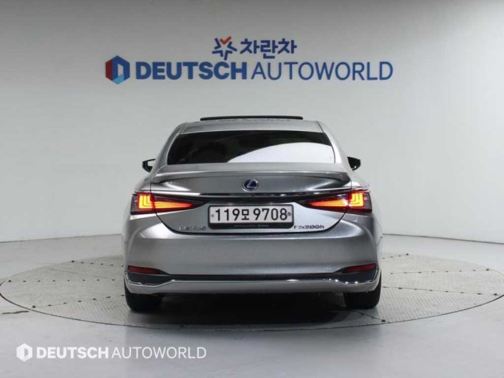 렉서스 ES(7세대) 300h 럭셔리 - 이미지 17