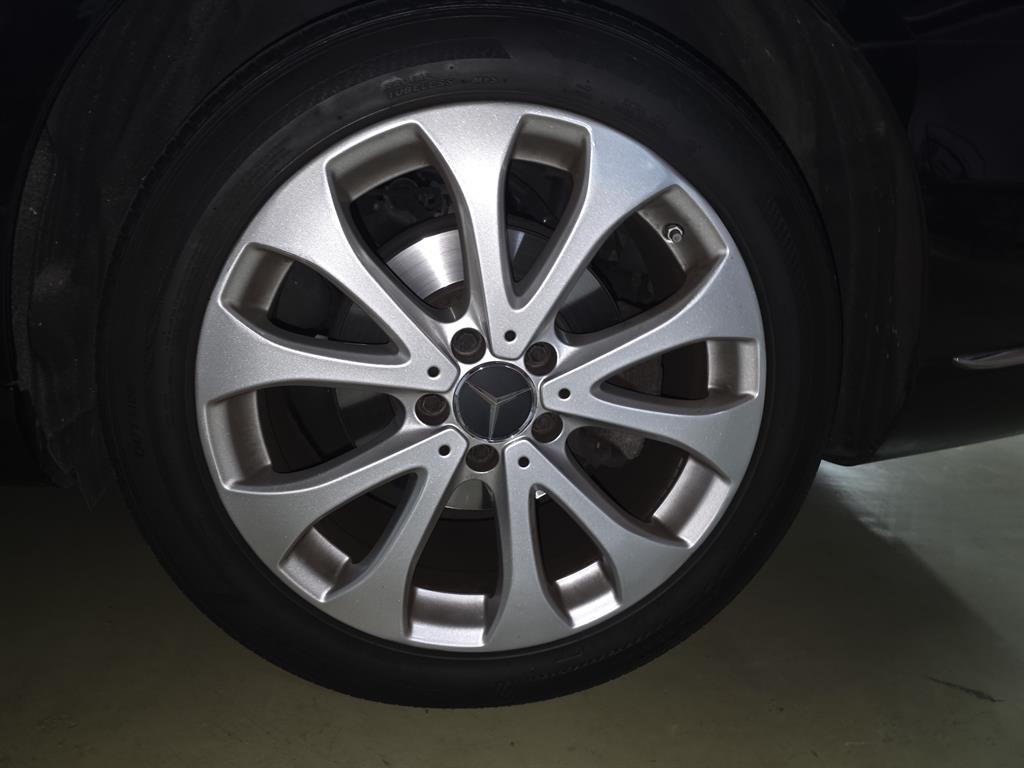 벤츠 E클래스(5세대) E300 4매틱 익스클루시브 - 이미지 6