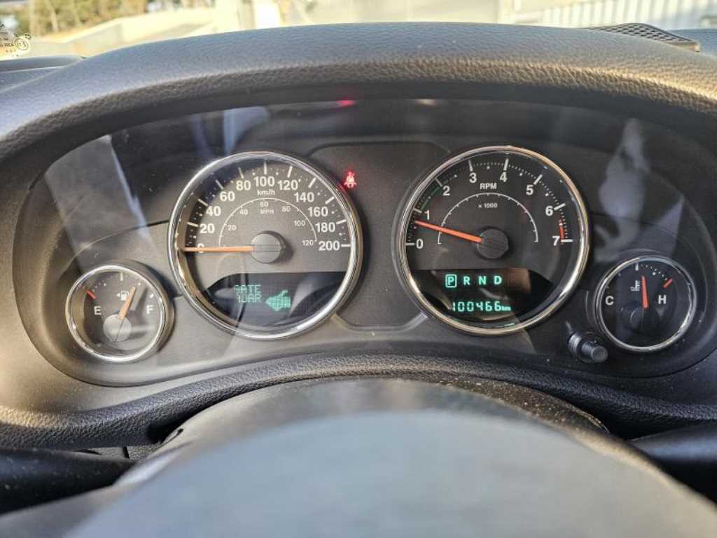 지프 랭글러(JK) 3.6 루비콘 2도어 - 이미지 9