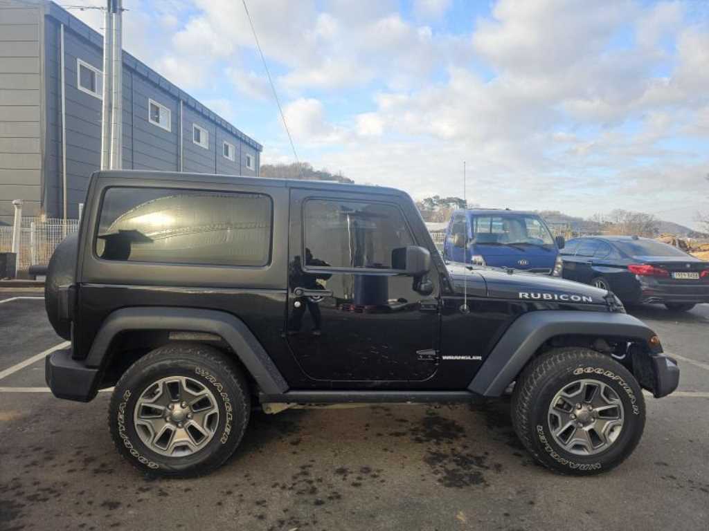 지프 랭글러(JK) 3.6 루비콘 2도어 - 이미지 15