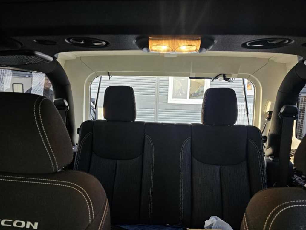 지프 랭글러(JK) 3.6 루비콘 2도어 - 이미지 16