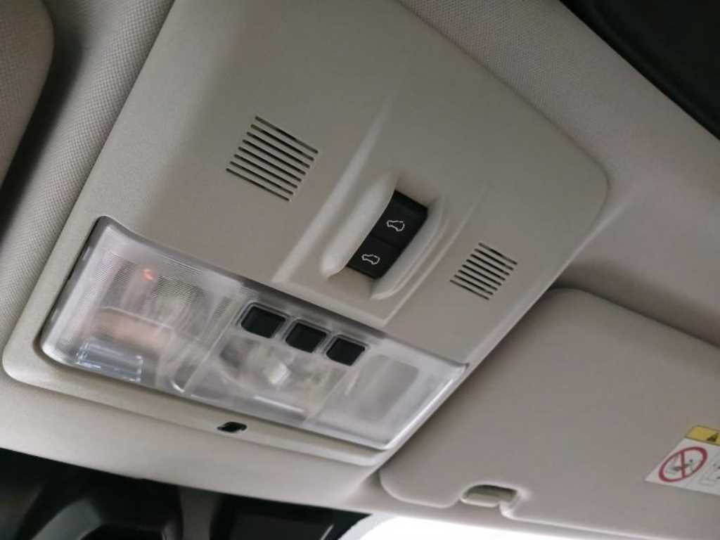 랜드로버 디스커버리4 3.0 SDV6 HSE - 이미지 20