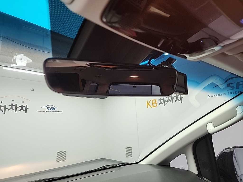 현대 스타리아 2.2 디젤 투어러 9인승 4WD 모던 - 이미지 10