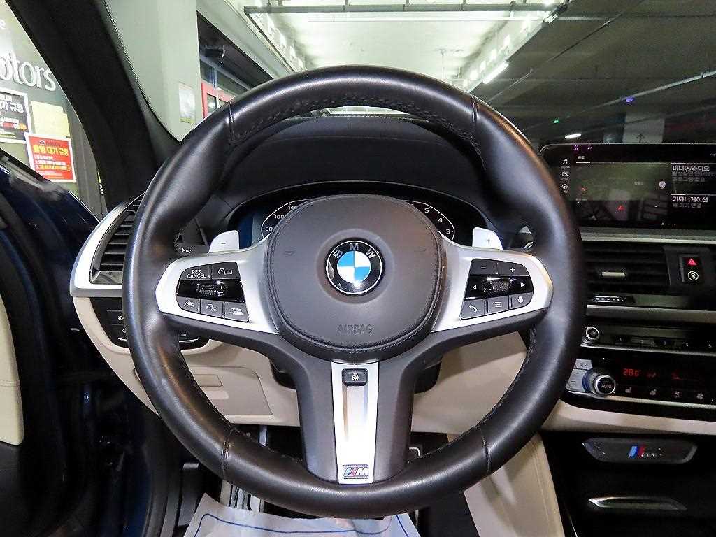 BMW X4(2세대) M40i xDrive 온라인 익스클루시브 - 이미지 15