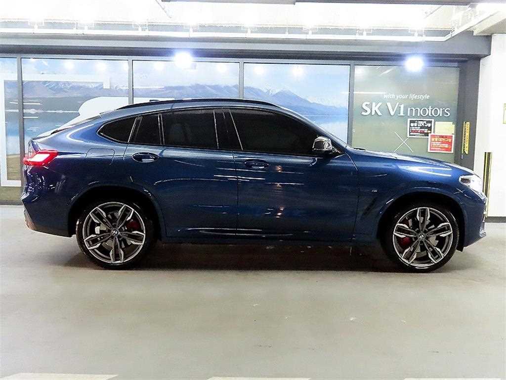 BMW X4(2세대) M40i xDrive 온라인 익스클루시브 - 이미지 11