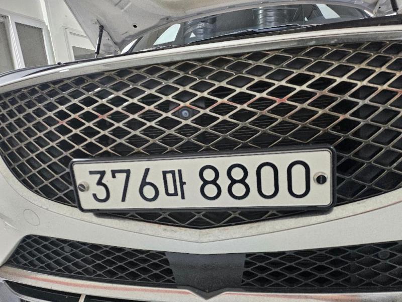 제네시스 GV70 2.5T AWD 기본형 - 이미지 2