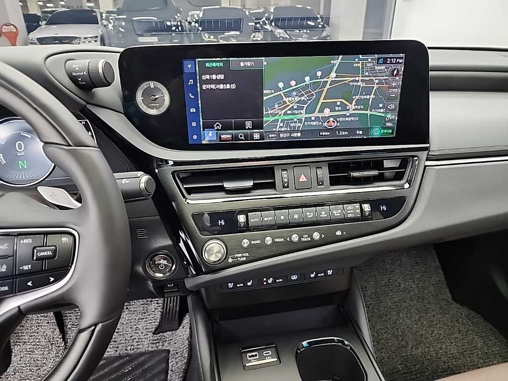 렉서스 ES(7세대) 300h 이그제큐티브 - 이미지 9