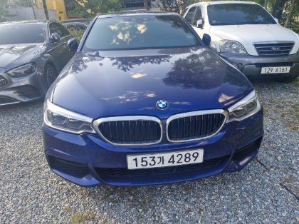 BMW 5시리즈(7세대) 520d xDrive M스포츠팩 플러스 - 이미지 3