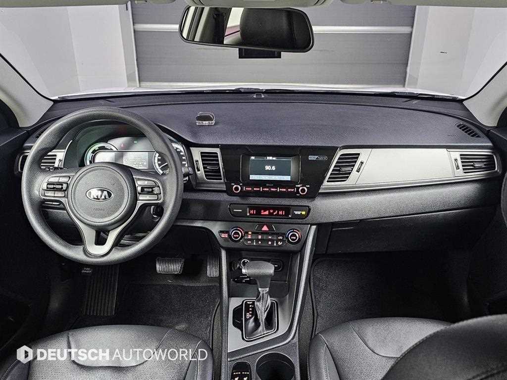 기아 니로 1.6 하이브리드 럭셔리 - 이미지 5