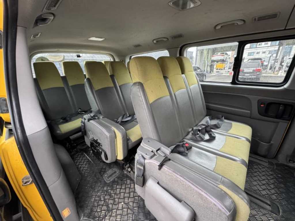 현대 그랜드스타렉스 어린이보호차 15인승 - 이미지 3