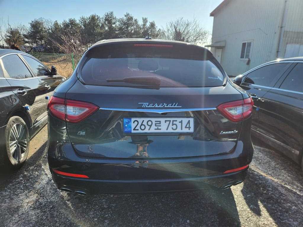 마세라티 르반떼 3.0 디젤 그란루쏘 - 이미지 4