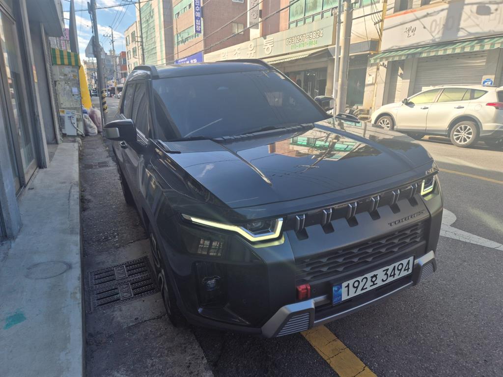 KG모빌리티(쌍용) 토레스 1.5 GDI-T 2WD T7 - 이미지 4