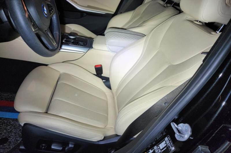 BMW 3시리즈(7세대) 330e M 스포츠 팩 - 이미지 4