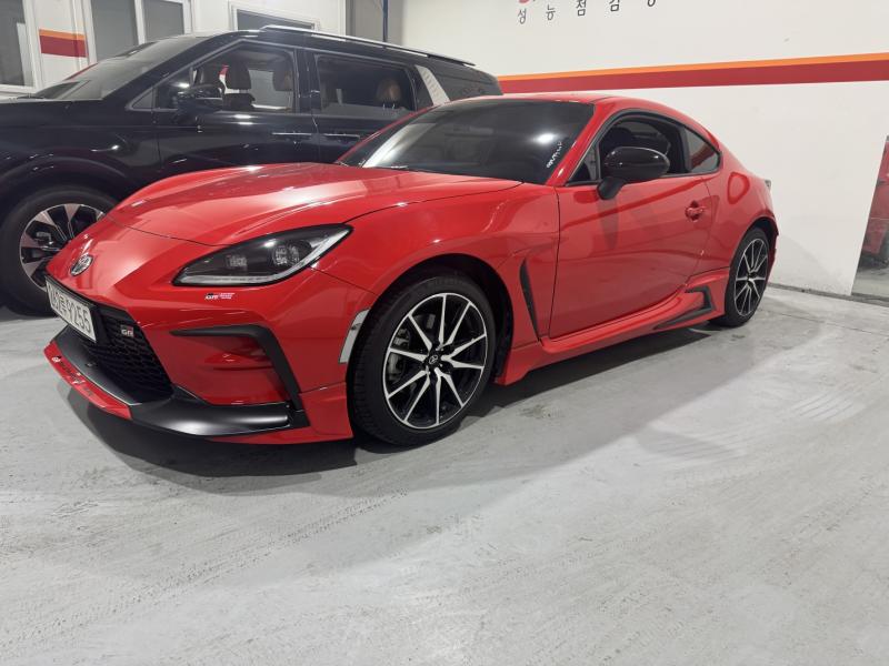 토요타 GR86 2.4 스탠다드 - 이미지 7