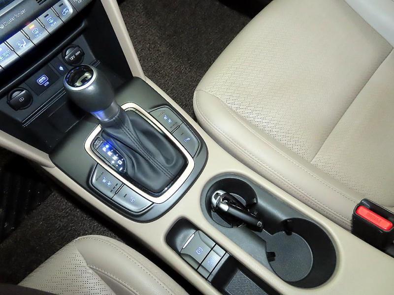 현대 코나 하이브리드 1.6 HEV 프리미엄 스페셜 - 이미지 20