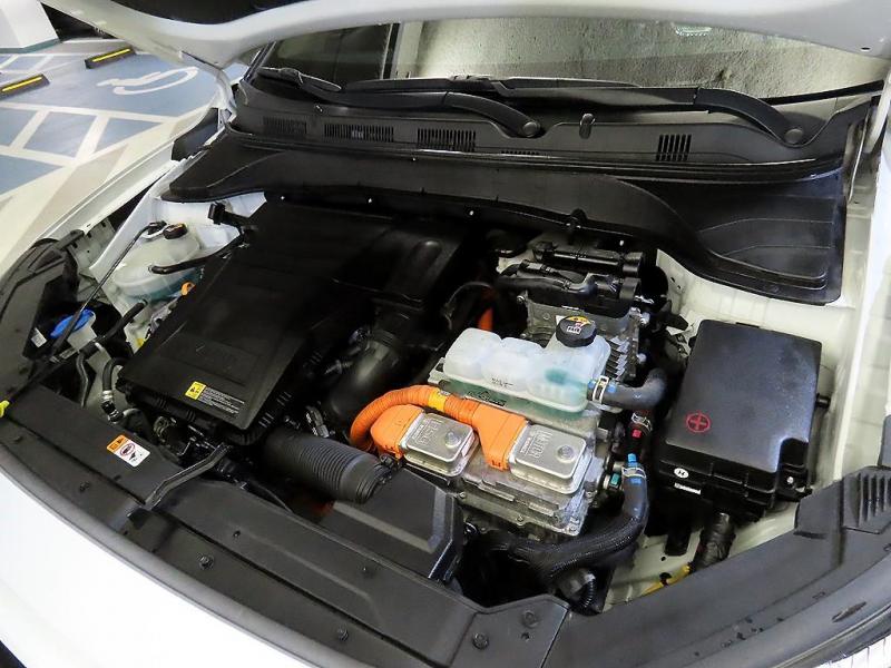 현대 코나 하이브리드 1.6 HEV 프리미엄 스페셜 - 이미지 11