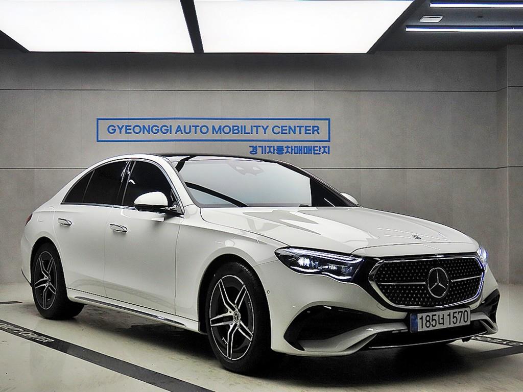 벤츠 E클래스(6세대) E300 4매틱 AMG 라인 - 이미지 10