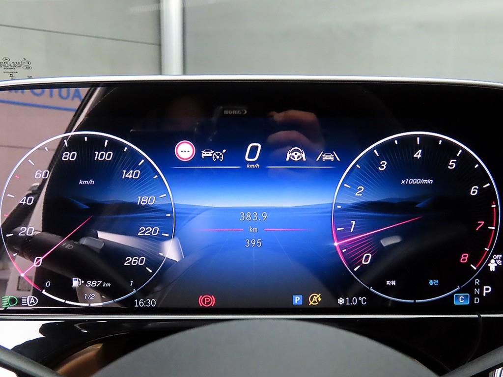 벤츠 E클래스(6세대) E300 4매틱 AMG 라인 - 이미지 19