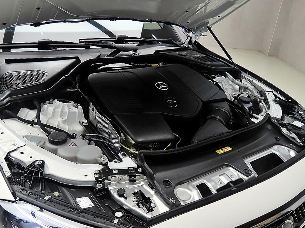 벤츠 E클래스(6세대) E300 4매틱 AMG 라인