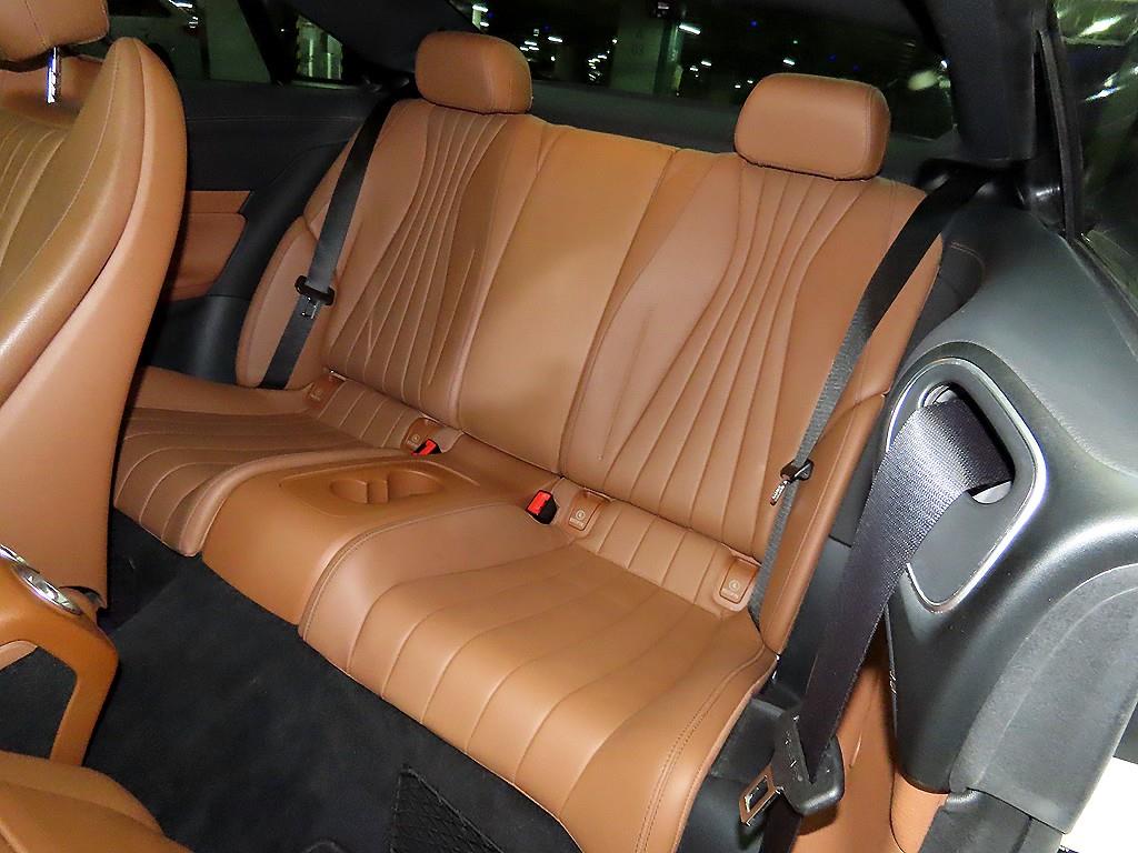 벤츠 E클래스(5세대) 쿠페 E220d - 이미지 5