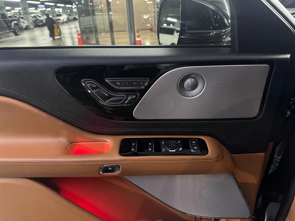 링컨 에비에이터(2세대) 3.0 V6 AWD 블랙 라벨 - 이미지 10