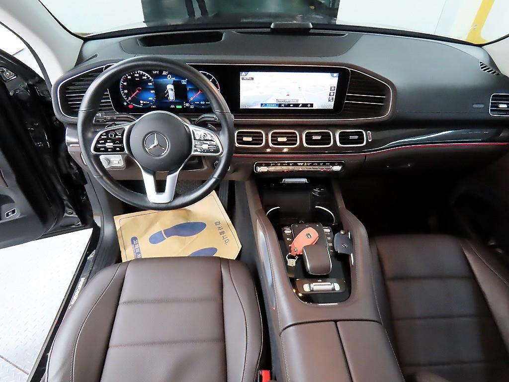 벤츠 GLE클래스(4세대) GLE 300d 4매틱 - 이미지 18