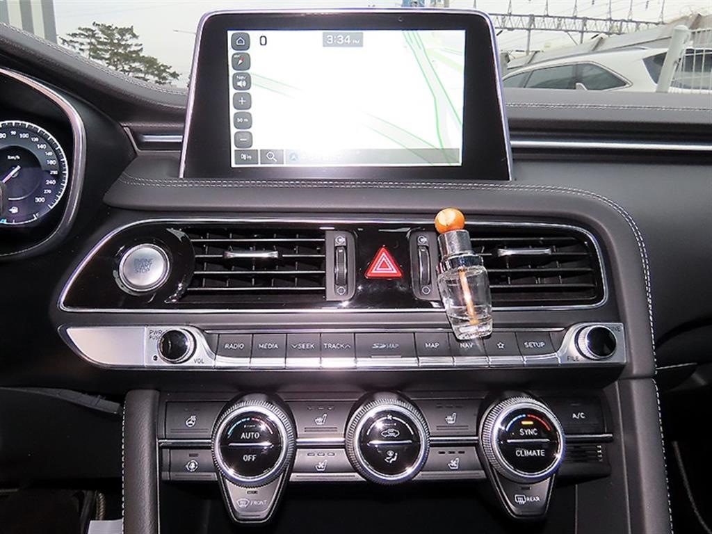 제네시스 G70 2.0T 스포츠 패키지 - 이미지 9