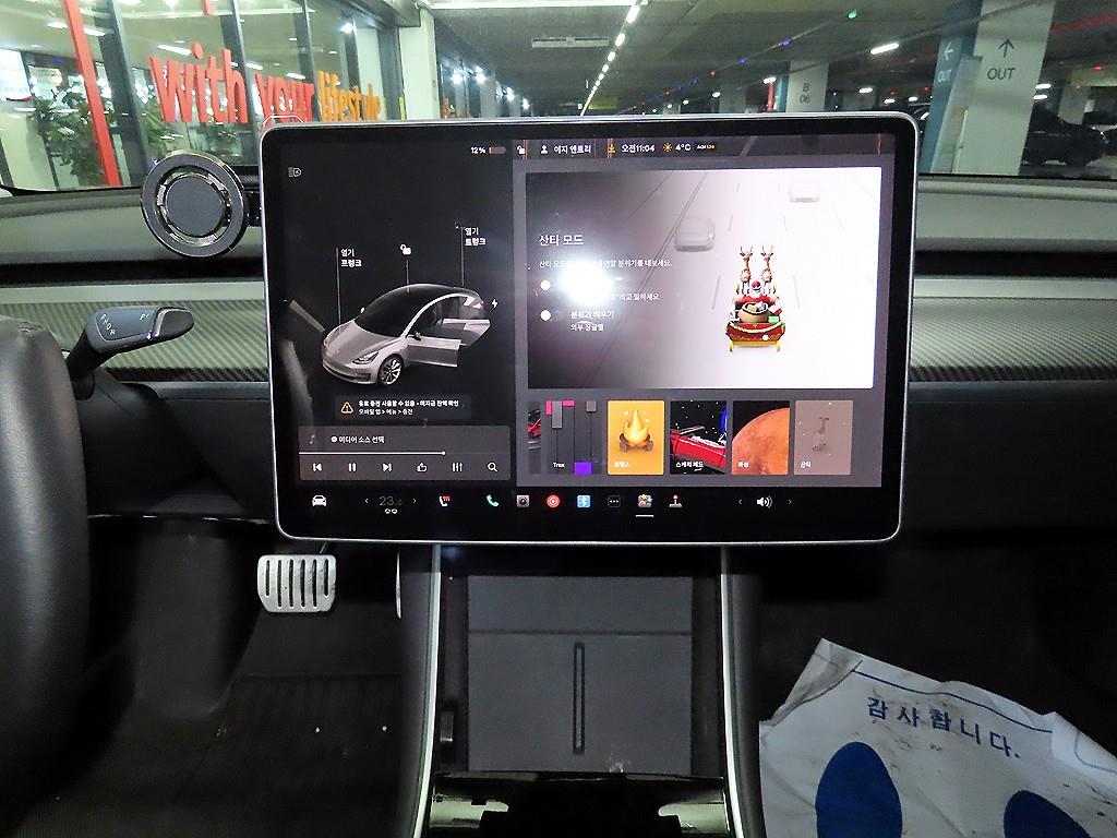 테슬라 모델 3 AWD 퍼포먼스 - 이미지 2