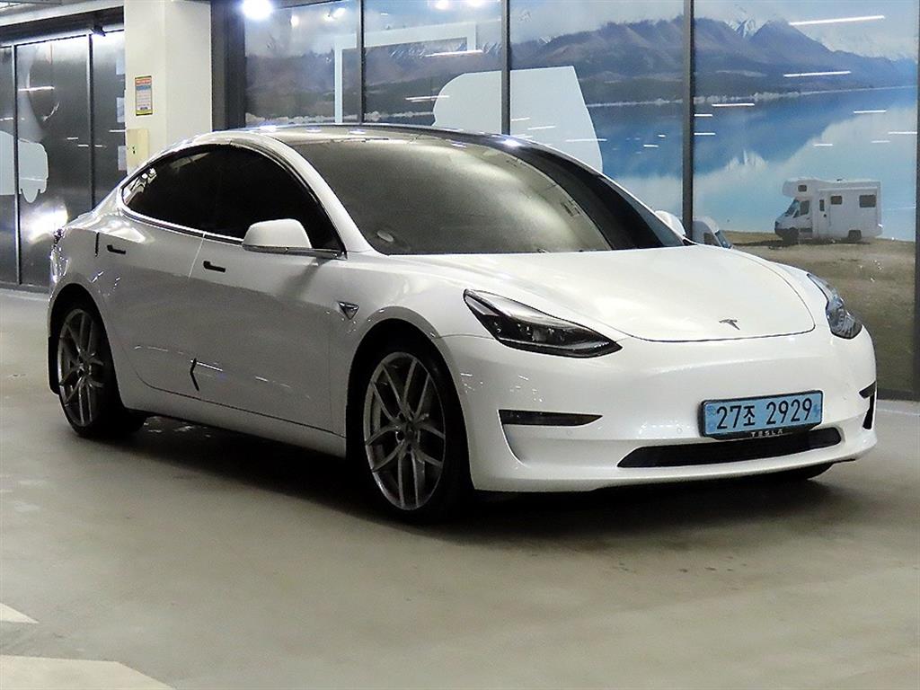 테슬라 모델 3 AWD 퍼포먼스