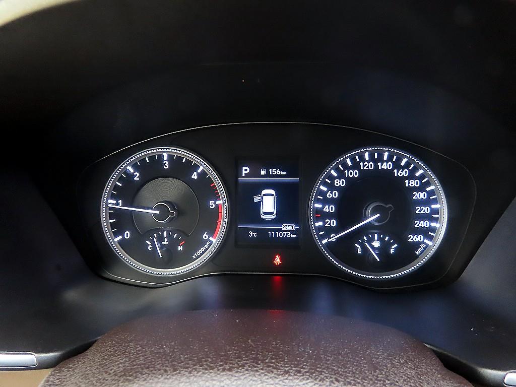 현대 싼타페(TM) R2.0 2WD 프레스티지 - 이미지 17