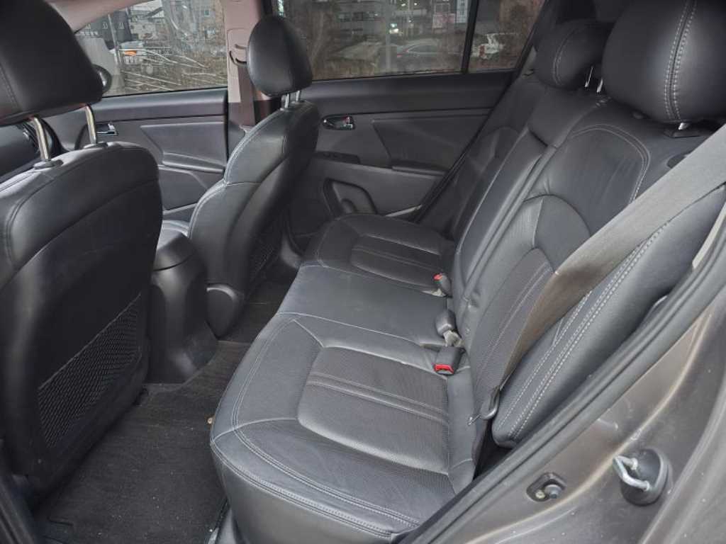 기아 스포티지 R 디젤 R2.0 4WD 리미티드 - 이미지 15