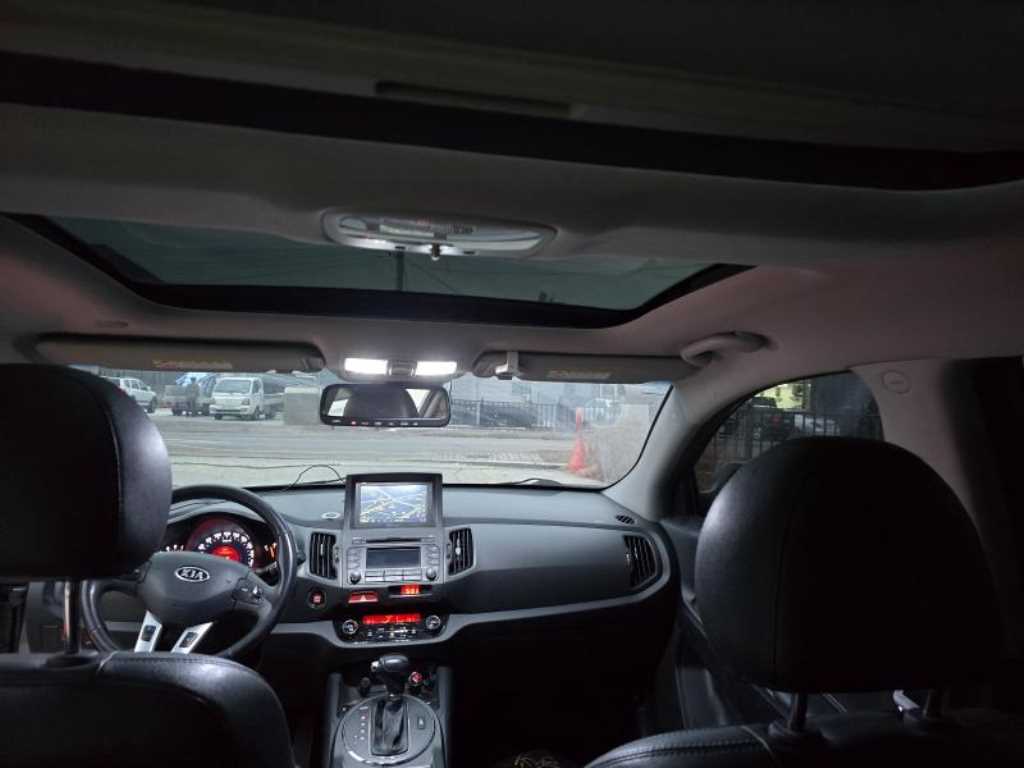 기아 스포티지 R 디젤 R2.0 4WD 리미티드 - 이미지 4