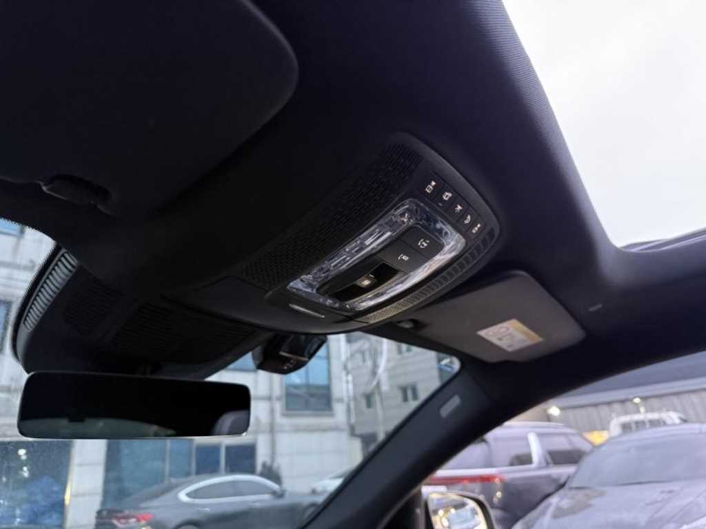 벤츠 GLE클래스(4세대) GLE 400d 4매틱 쿠페 - 이미지 7