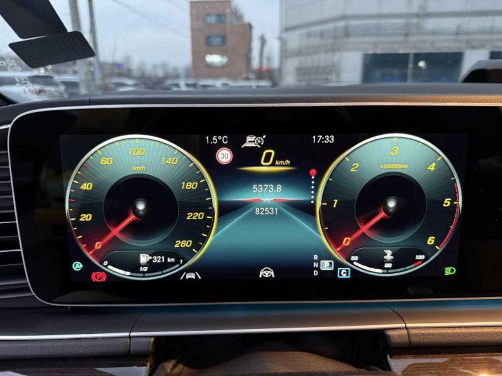 벤츠 GLE클래스(4세대) GLE 400d 4매틱 쿠페 - 이미지 6