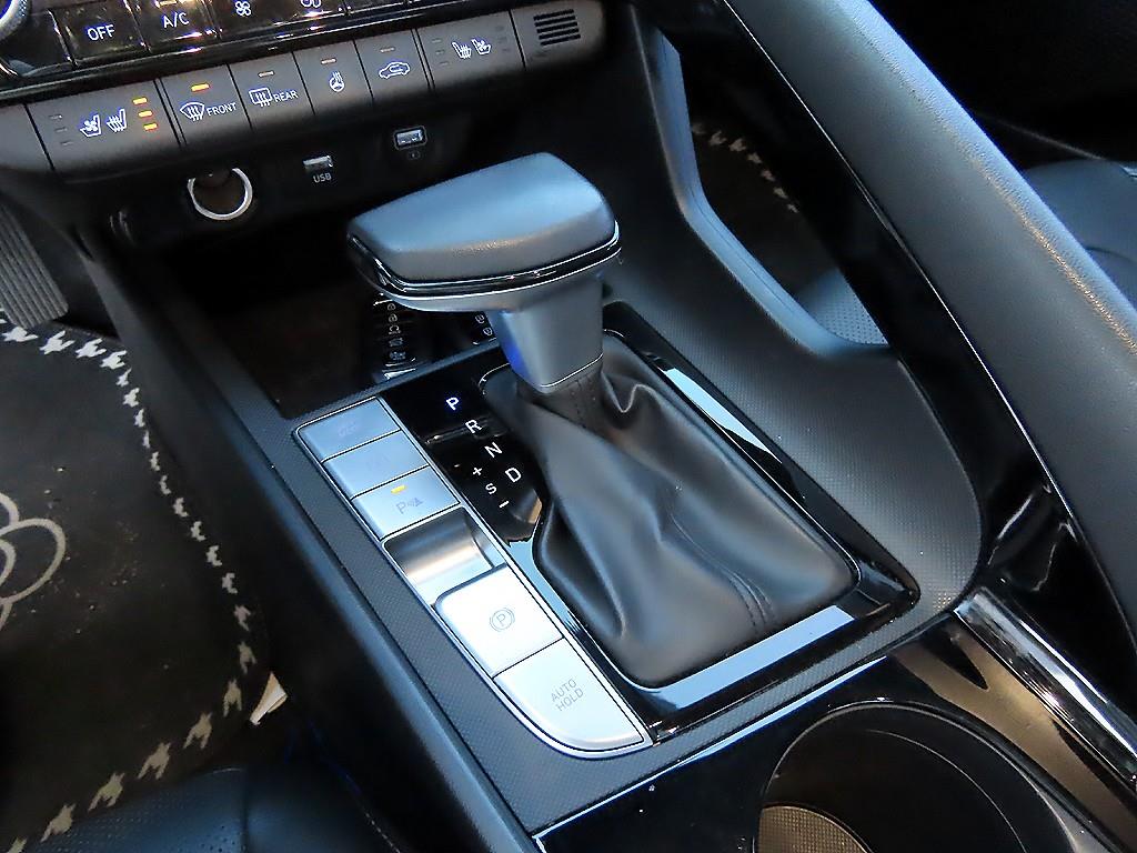 현대 아반떼(CN7) 1.6 가솔린 인스퍼레이션 - 이미지 4