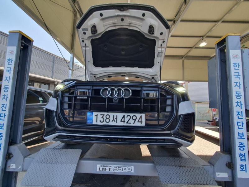 아우디 Q8 45 TDI 콰트로 프리미엄 - 이미지 2