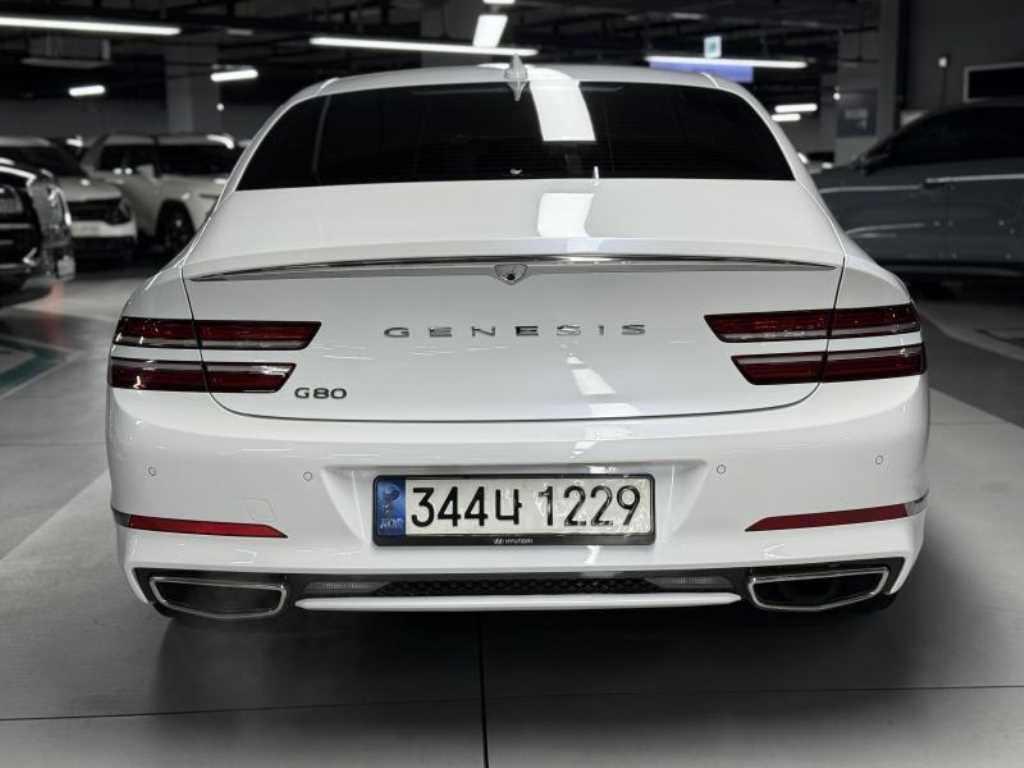 제네시스 더 올뉴G80 가솔린 2.5 2WD 기본형 - 이미지 15