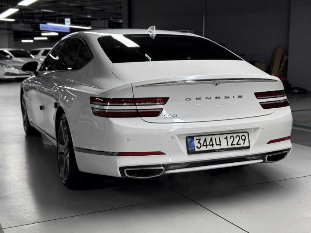 제네시스 더 올뉴G80 가솔린 2.5 2WD 기본형 - 이미지 9